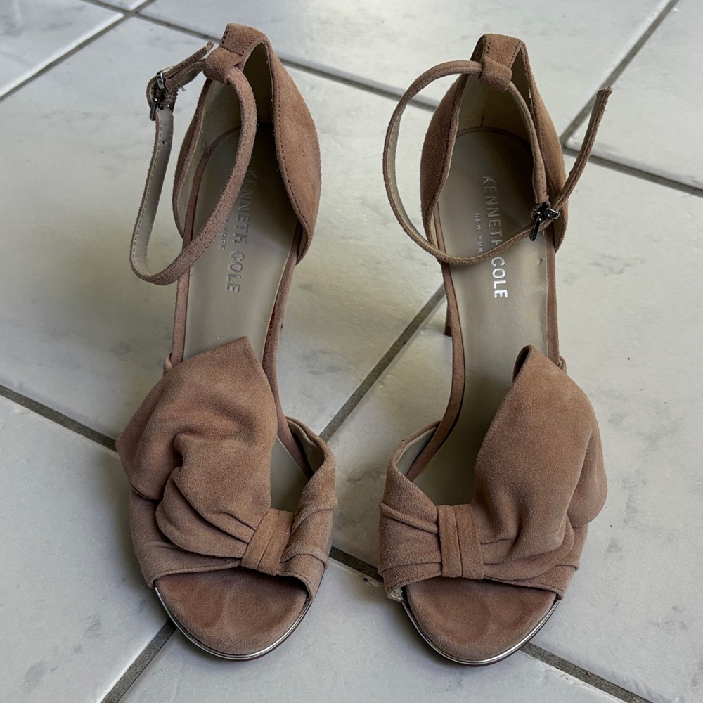 Kenneth Cole Women's Brown Bow Heels